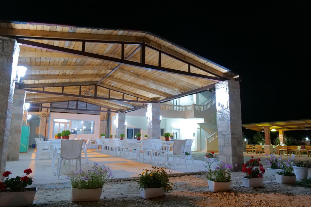 Villa Josana Саранде Екстериор снимка