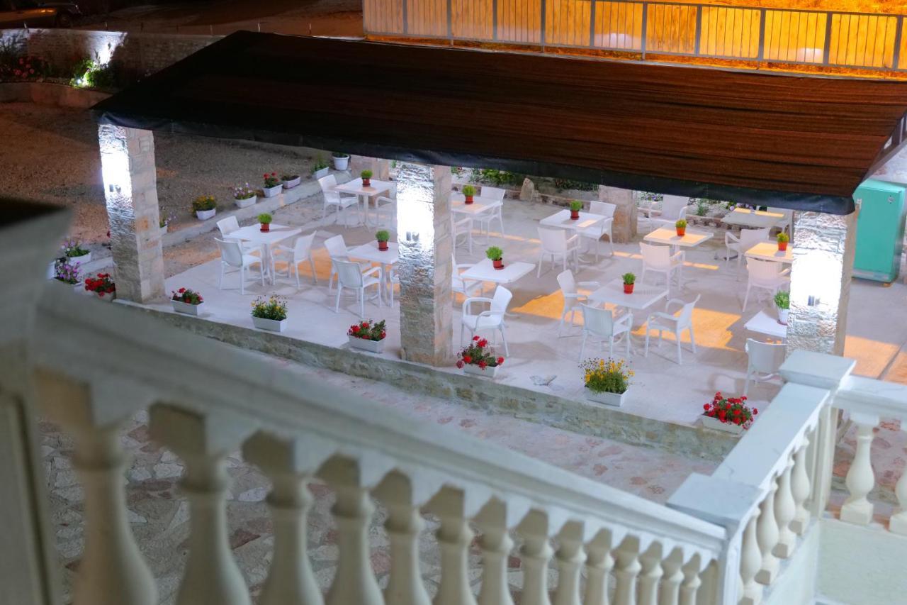 Villa Josana Саранде Екстериор снимка