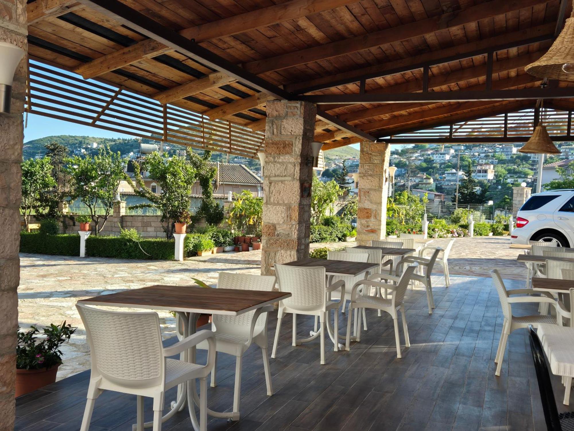Villa Josana Саранде Екстериор снимка